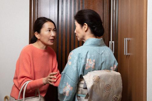フジテレビ系「隕石家族」（C）フジテレビ