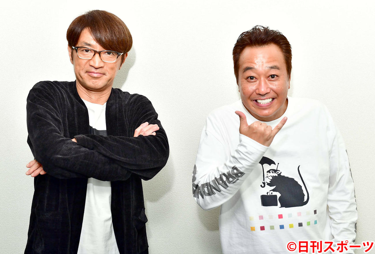 インタビューで語る、さまぁ～ずの大竹一樹（左）と三村マサカズ（撮影・小沢裕）