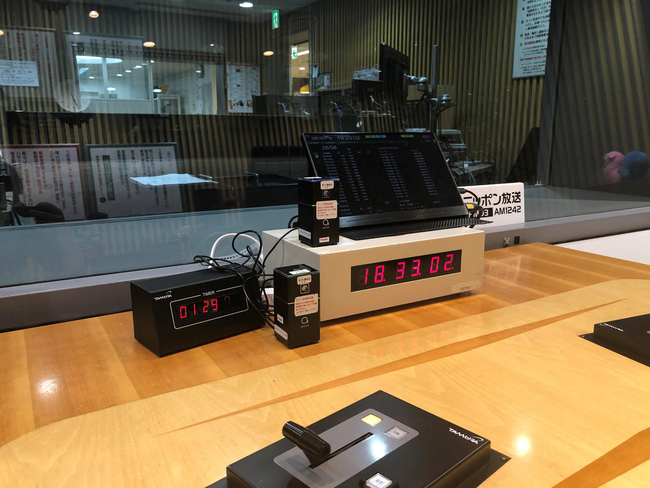 オゾン発生器が稼働するニッポン放送のスタジオ内