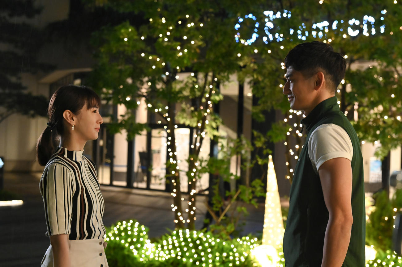 金曜ドラマ「リコカツ」（C）TBS