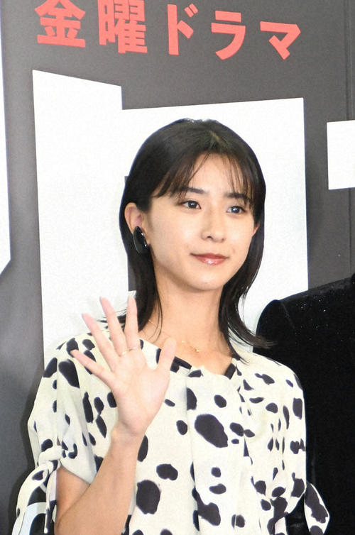TBS系金曜ドラマ「クロサギ」の黒島結菜