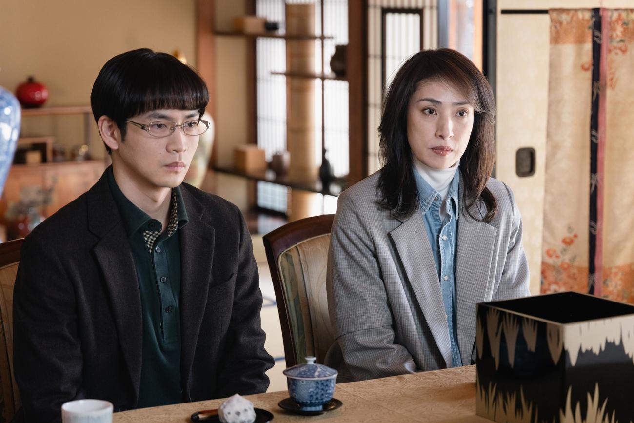月10ドラマ「合理的にあり得ない～探偵・上水流涼子の解明～」（C）フジテレビ