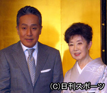 初共演の森光子（右）と中村勘三郎