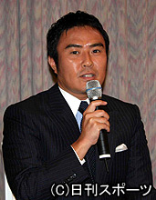 三越歌舞伎の制作発表を行った市川右近