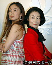 「長男の結婚～花嫁はバツイチ！年上！子持ち!?」の富司純子（右）中島知子