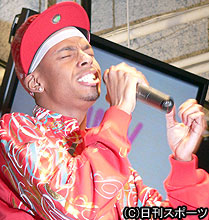 デビュー曲「雪海」の発売記念イベントを行ったジェロ