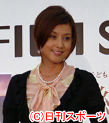 写真展の開催を記念してトークショーを行った藤原紀香(撮影・木下淳)