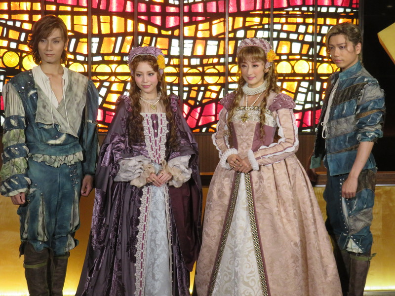 レディベス DVD 花總まり 山崎育三郎 レディ・ベス DVD ミュージカル 山崎育三郎 花總まり - メルカリ