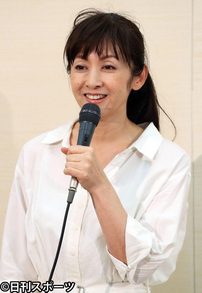 斉藤由貴1カ月ぶり登場に「頑張れ！」卒業など披露 - 音楽 : 日刊スポーツ