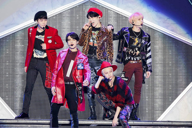 ジョンヒョンさん死去のSHINeeドーム公演開催 - 韓国エンタメ