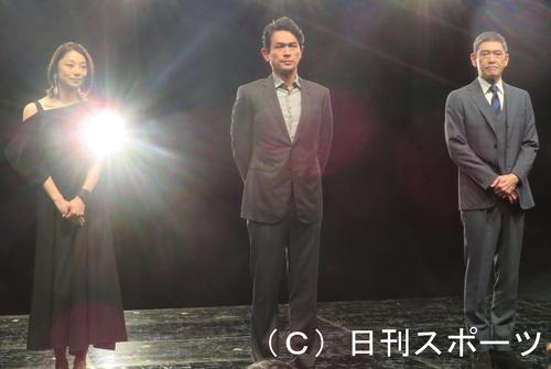 テレビ東京４月期の新経済ドラマ枠「ドラマＢｉｚ」第１弾「ヘッドハンター」発表会見に出席した、左から小池栄子、江口洋介、杉本哲太（撮影・村上幸将）
