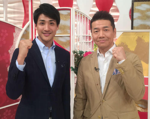 日本テレビ「上田晋也の日本メダル話」に出演する山本紘之アナウンサー(左)と上田晋也(C)日本テレビ