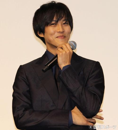 キャストのトークに笑みを浮かべる松坂桃李（撮影・杉山理紗）