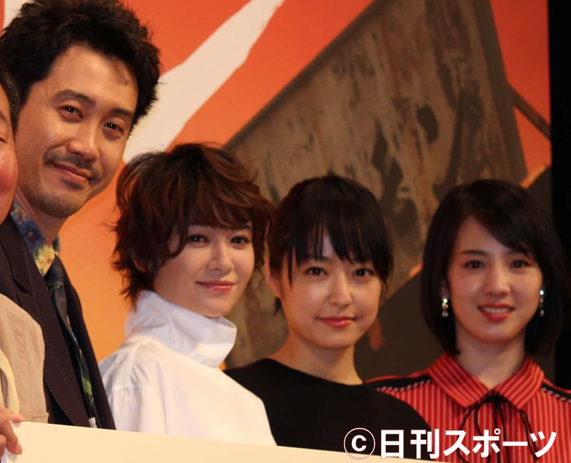 真木よう子９カ月ぶり元気な姿 笑って 前向きに シネマ 日刊スポーツ