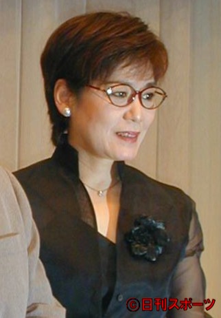 元宝塚トップスター順みつきさん死去 ベルばら出演 おくやみ 日刊スポーツ