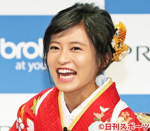 小島瑠璃子