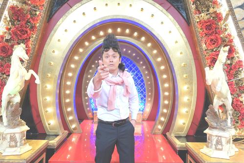 お笑いコンビ「ミサイルマン」の岩部彰（カンテレ提供）