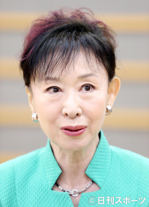 三田佳子が次男保釈後初ブログ 仕事のエネルギー 芸能 日刊スポーツ