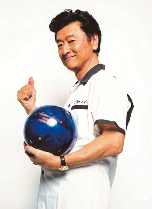 ボウリング熱が高じて、公式大会では史上最大規模のボウリング大会「KUWATA　CUP　2019」の旗振り役となった桑田佳祐