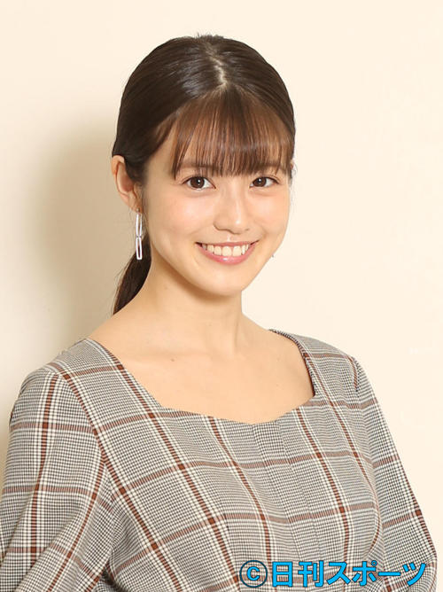 透明感あふれる笑顔を見せる今田美桜(撮影・野上伸悟)