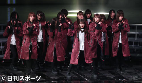 熱いパフォーマンスを披露した欅坂46(撮影・垰建太)