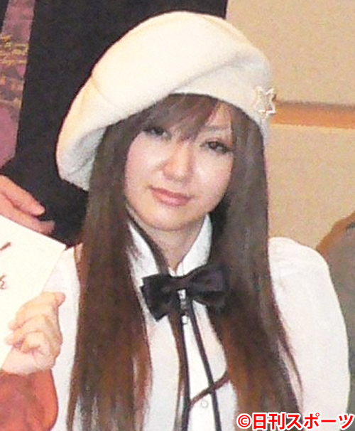 喜多村英梨(2012年2月13日撮影)