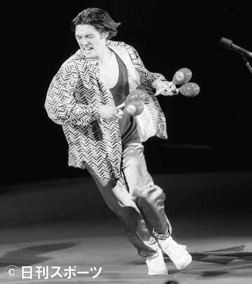 85年8月、歌手休業宣言をしたラストコンサートで熱唱する萩原健一さん