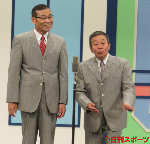 オール阪神（右）巨人（2015年7月24日撮影）