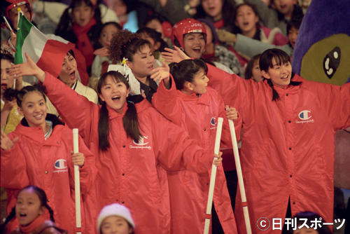 98年安室涙のカムバック／平成の紅白プレイバック - 芸能ライブ速報