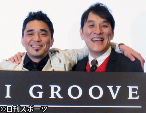 電気グルーヴの石野卓球（左）とピエール瀧被告（2015年12月26日撮影）