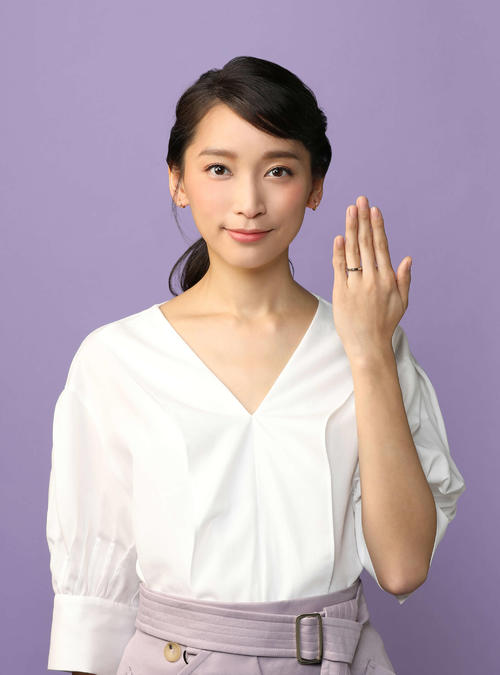 日本テレビ系7月期「偽装不倫」の主演で、4年ぶりに連続ドラマに出演する杏