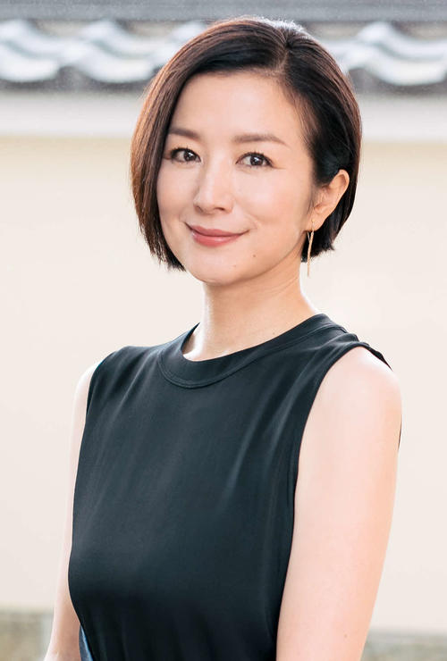 BS朝日「『令和』新時代スペシャル　新天皇陛下と新皇后雅子さま～美智子さまから受け継がれる想い～」でナレーションを務める鈴木京香