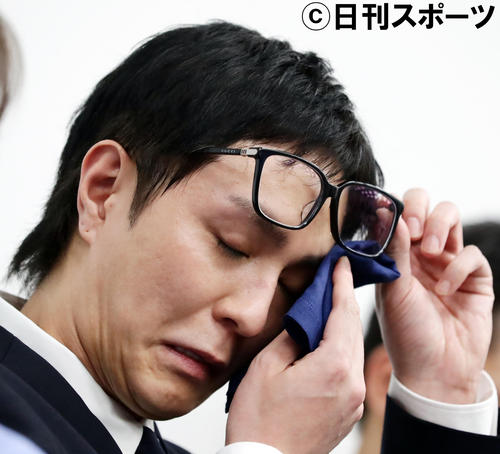 ａａａ浦田容疑者が黒髪に トリプル変身会見 事件 事故 日刊スポーツ