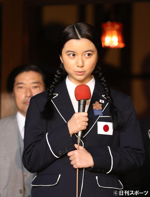 「いだてん」出演者発表であいさつする上白石萌歌（撮影・林敏行）