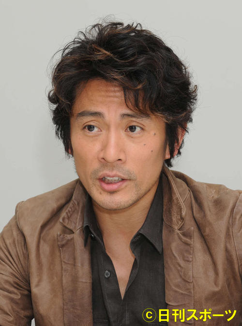 内野聖陽（2010年4月7日撮影）