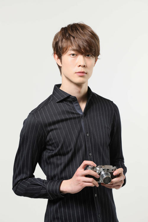 日本テレビ系7月期ドラマ「偽装不倫」に杏の恋愛相手のカメラマン役で出演する宮沢氷魚