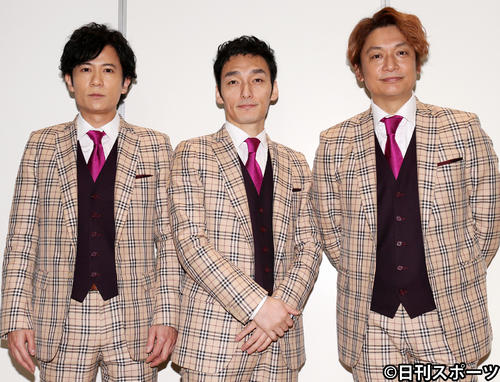 左から稲垣吾郎、草なぎ剛、香取慎吾