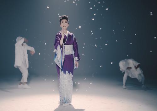 新曲「雪恋華」のミュージックビデオの再生回数が125万回を超えた市川由紀乃