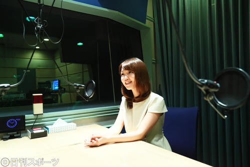 新天地でもさわやかな声を全国に届けるフリーアナウンサーの幸坂理加（撮影・足立雅史）