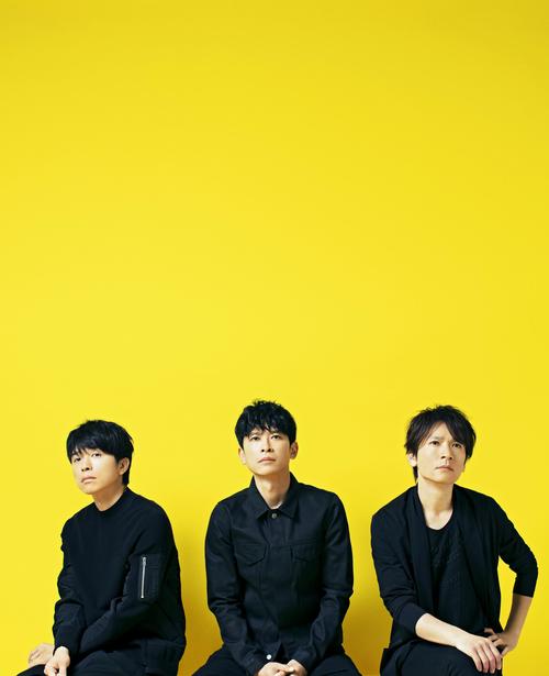 舞台「カノトイハナサガモノラ」に出演する（左から）井ノ原快彦、坂本昌行、長野博