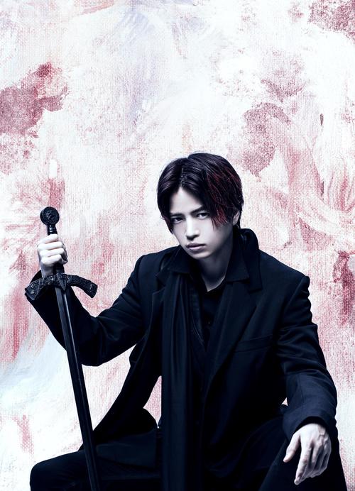舞台「HAMLET　－ハムレット－」に主演する菊池風磨