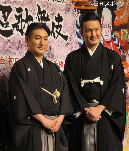 「八月南座超歌舞伎」の制作会見に出席した中村獅童（右）、澤村國矢