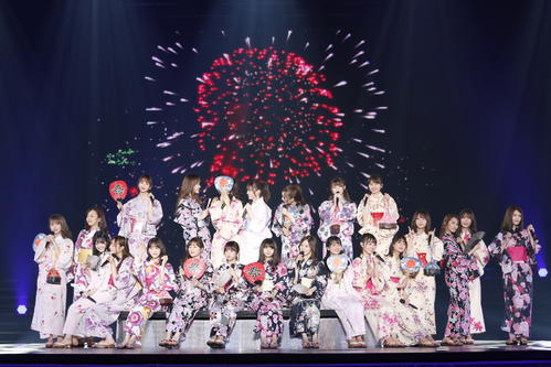 浴衣姿でパフォーマンスした乃木坂46