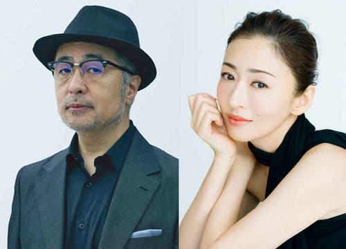 BS朝日「真夜中ノピクニック。」でナレーションを担当する松尾スズキ（左）と松雪泰子
