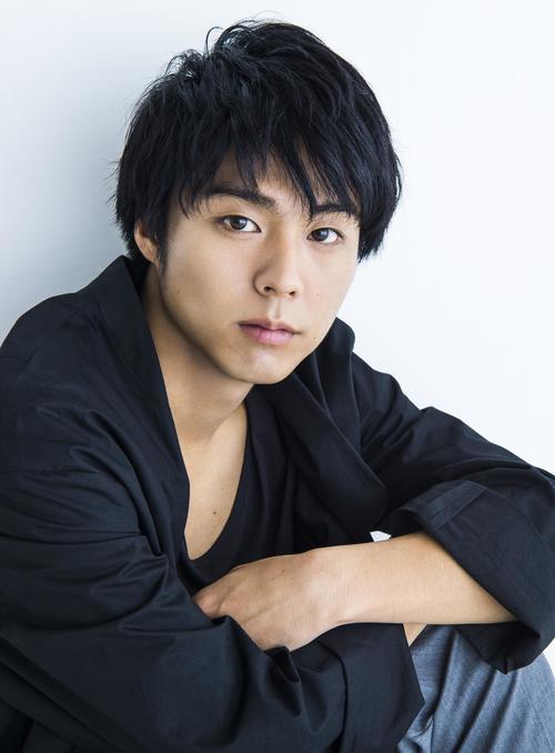 映画「東京ワイン会ピープル」に出演する小野塚勇人