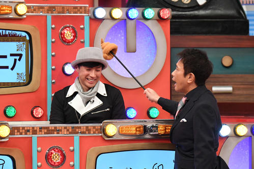 テレビ朝日系「そんなコト考えた事なかったクイズ！　トリニクって何の肉！？」で初共演する東山紀之（左）と浜田雅功