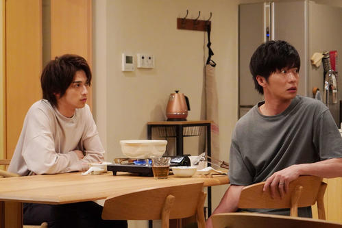 ドラマ「あなたの番です　反撃編」に出演する田中圭（右）と横浜流星