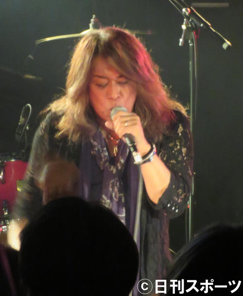 還暦ライブを行った西田昌史