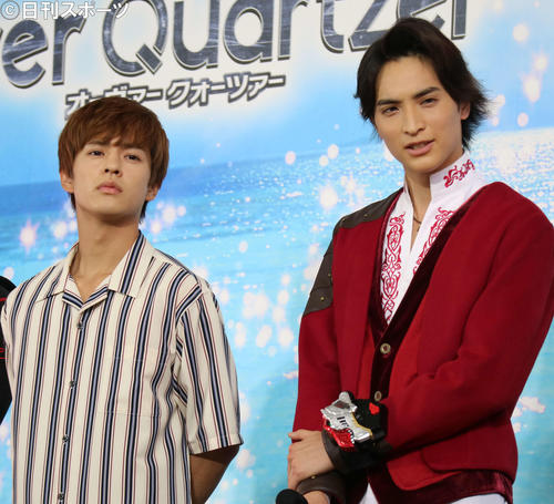 「仮面ライダージオウ　Over　Quartzer」の奥野壮（左）、「騎士竜戦隊リュウソウジャー　THE　MOVIE　タイムスリップ！恐竜パニック！！」の一ノ瀬颯は完成報告イベントに出席