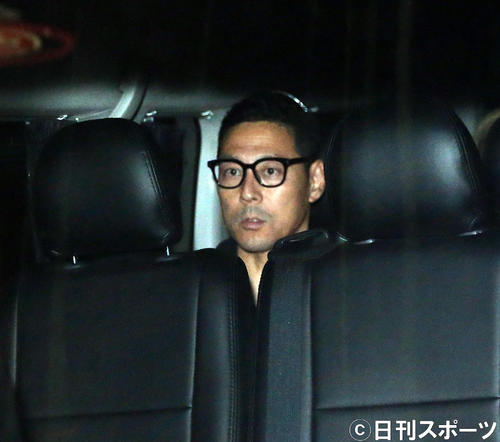 吉本興業から出る東野幸治（撮影・大野祥一）